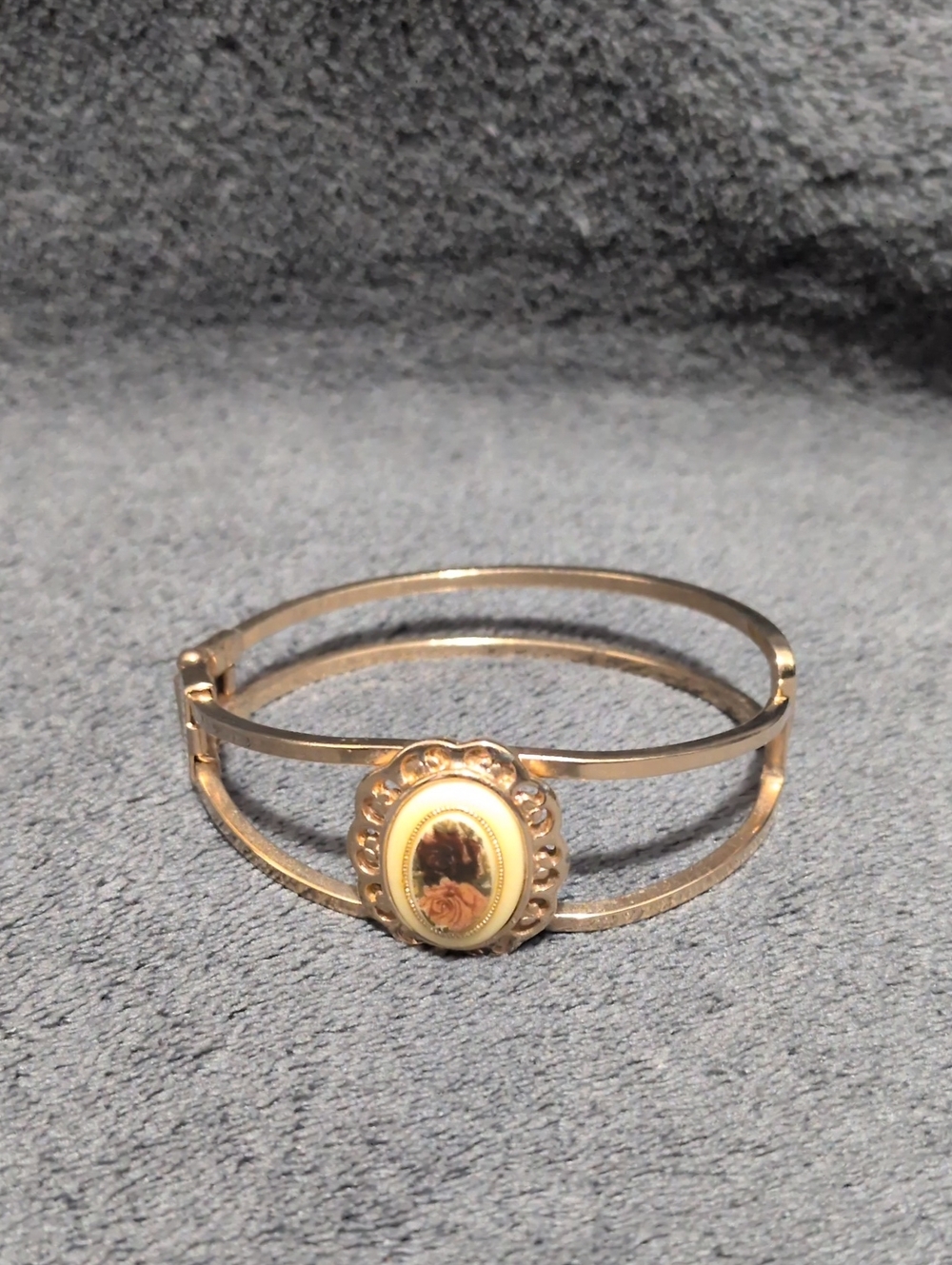 Gold-Tone Oval Cameo Bangle Bracelet - Women Jewelry
